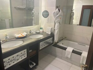 Гостиница Dushanbe Serena Hotel