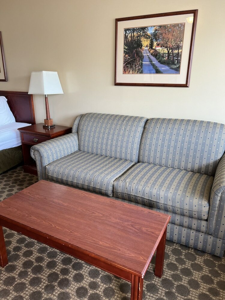 Фото Travelodge by Wyndham Drumheller