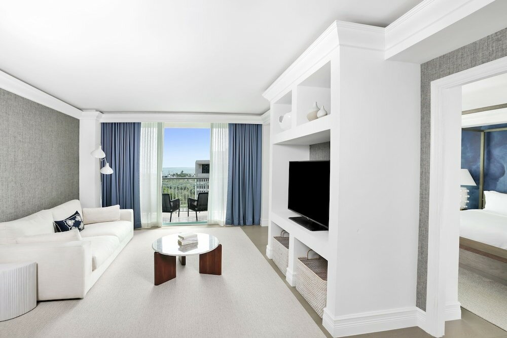 Фото The Ritz-Carlton Coconut Grove Miami