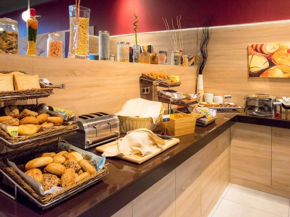 Фото Novotel Sofia