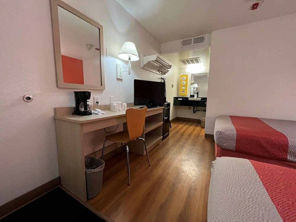 Фото Motel 6 Flagstaff, Az - Butler