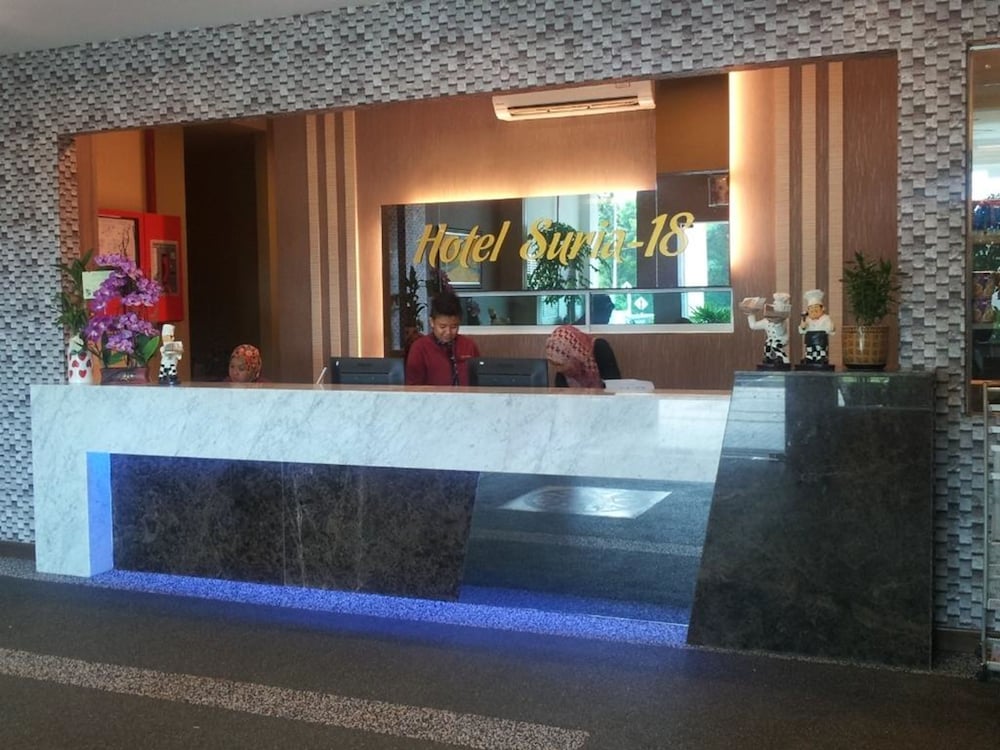 Фото Hotel Suria 18