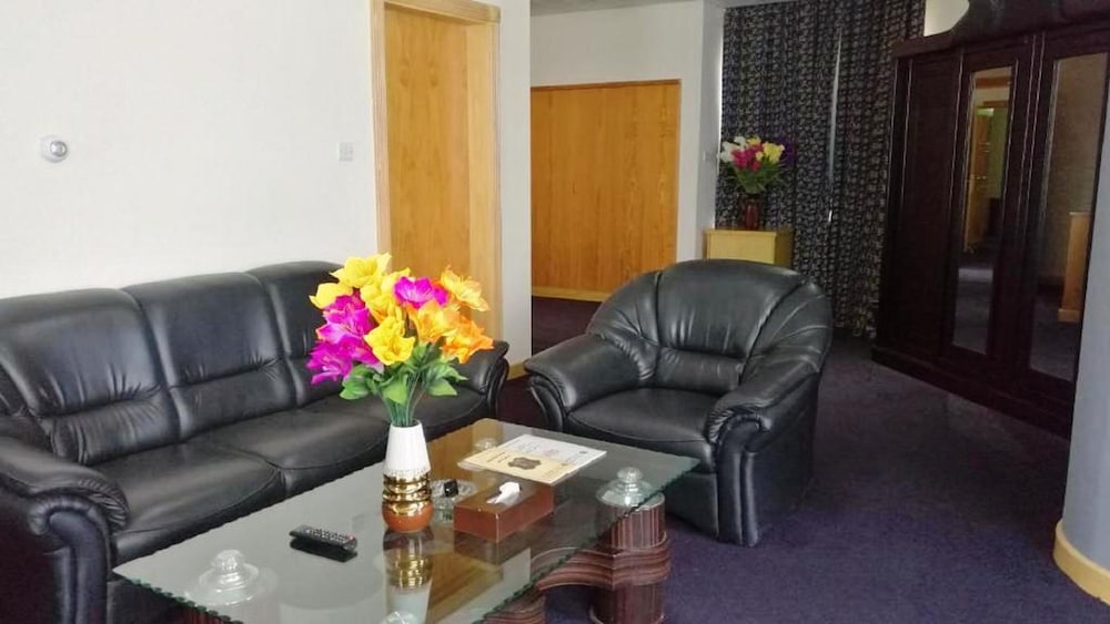 Фото Phoenicia Tower Hotel