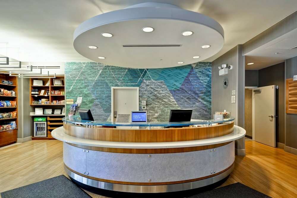 Фото SpringHill Suites Tallahassee Central