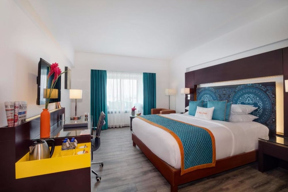 Фото Zone by the Park Orr Chennai