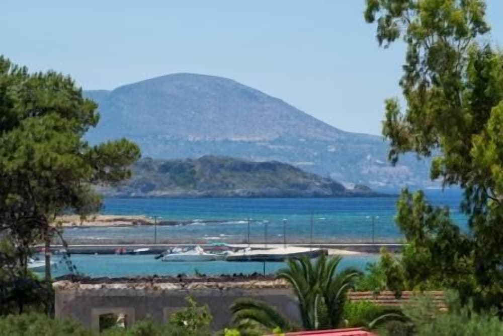 Фото Kyniska Hotel