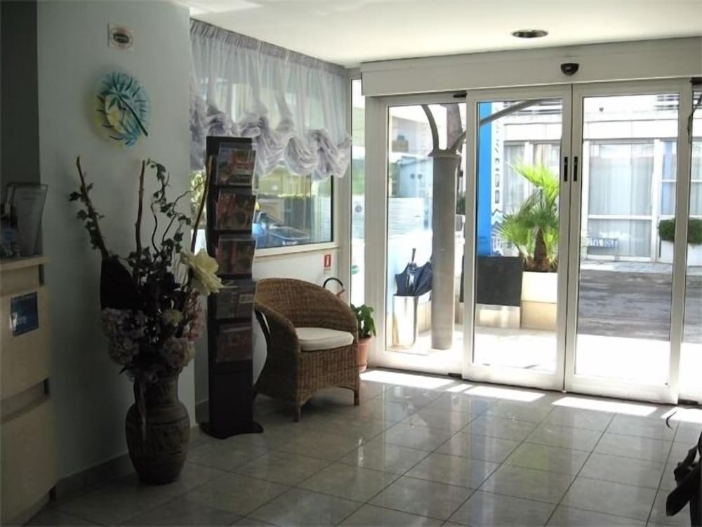 Фото Hotel Villa Mare