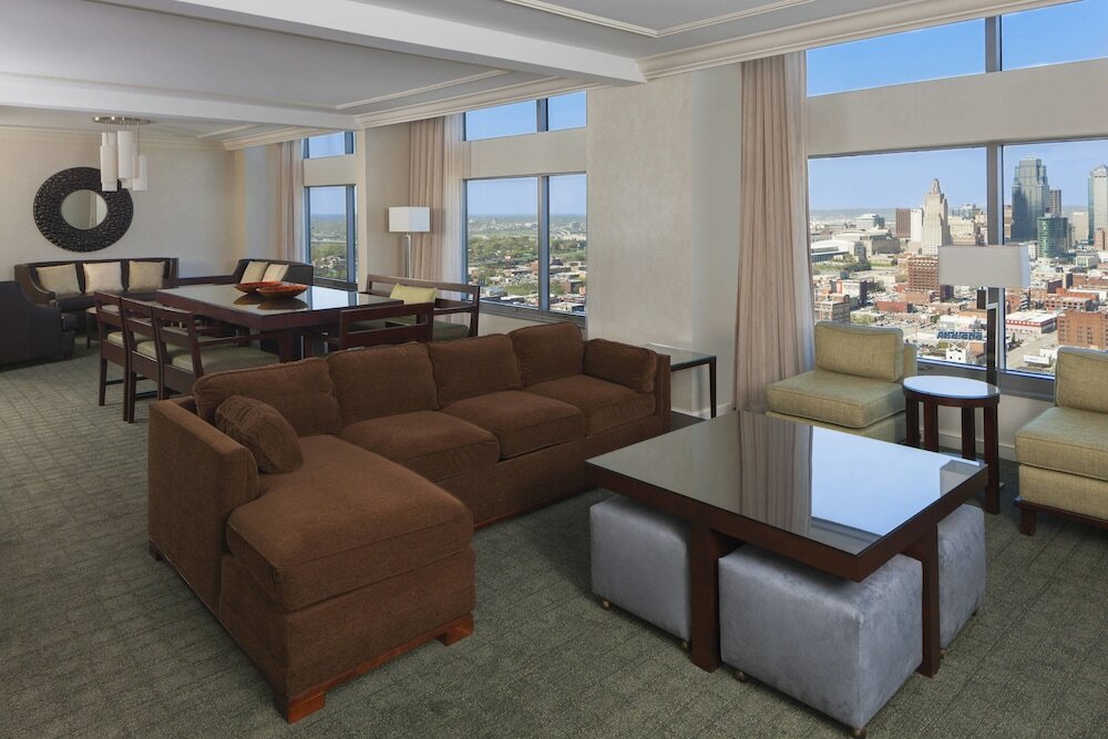 Фото Sheraton Kansas City Hotel at Crown Center