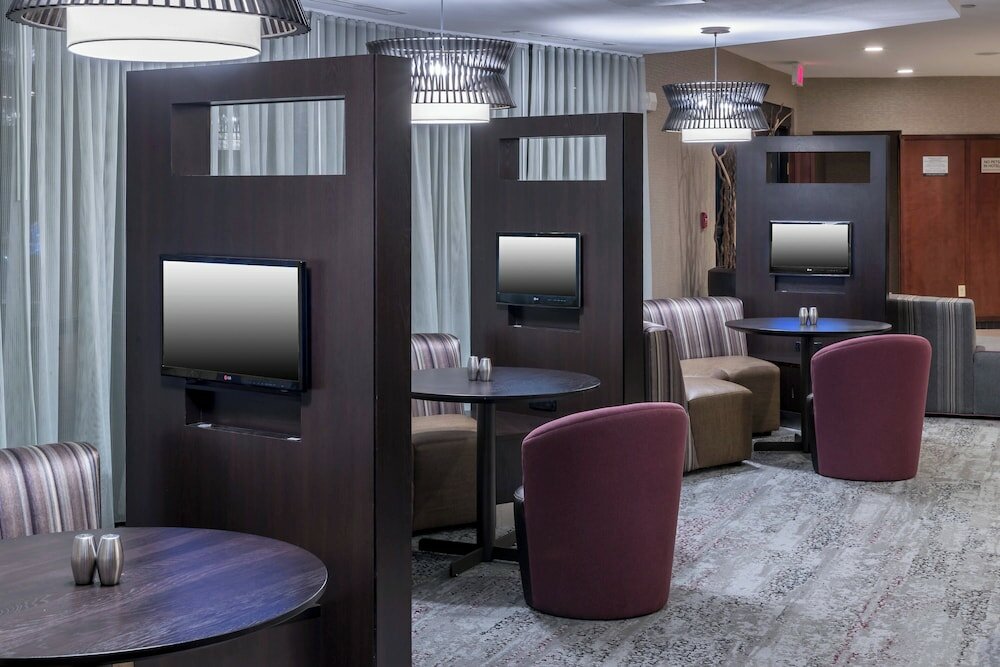 Фото Courtyard by Marriott West Orange