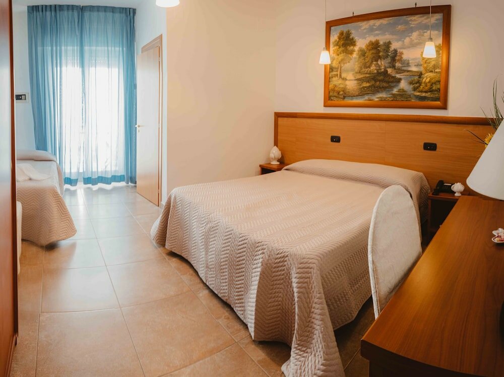 Фото Hotel Accord Le Rose