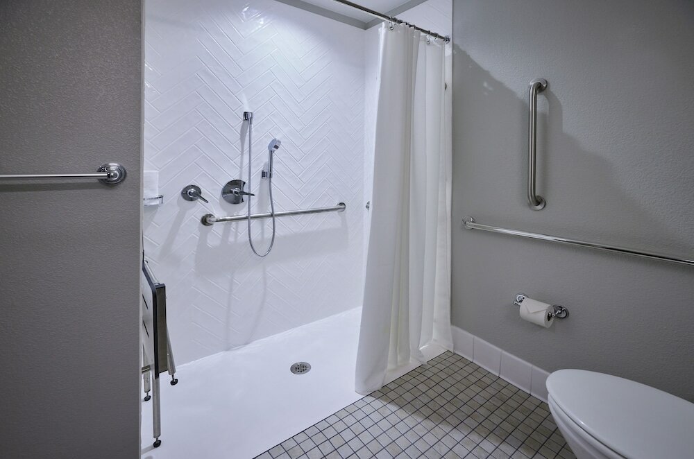 Фото TownePlace Suites by Marriott Medford