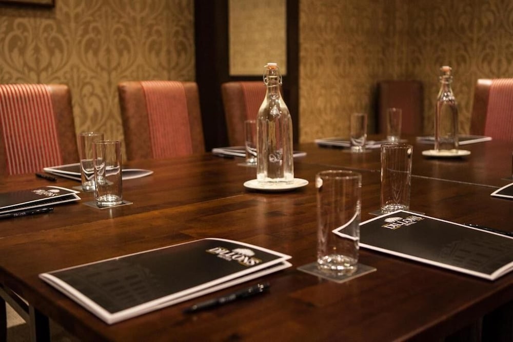 Фото Latterkenny Court Hotel