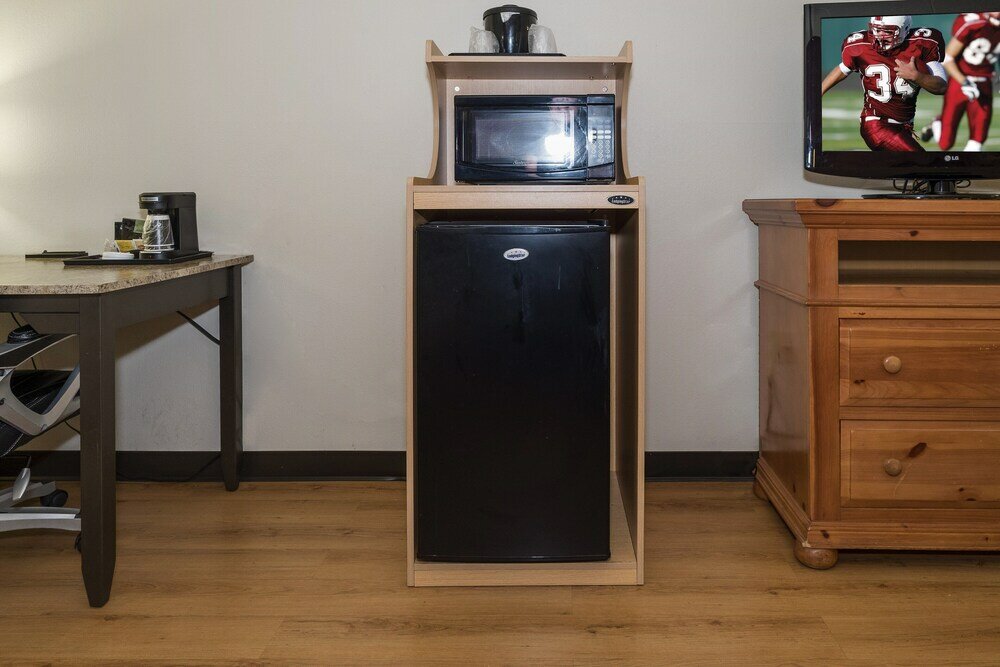 Фото Red Roof Inn & Suites Stafford