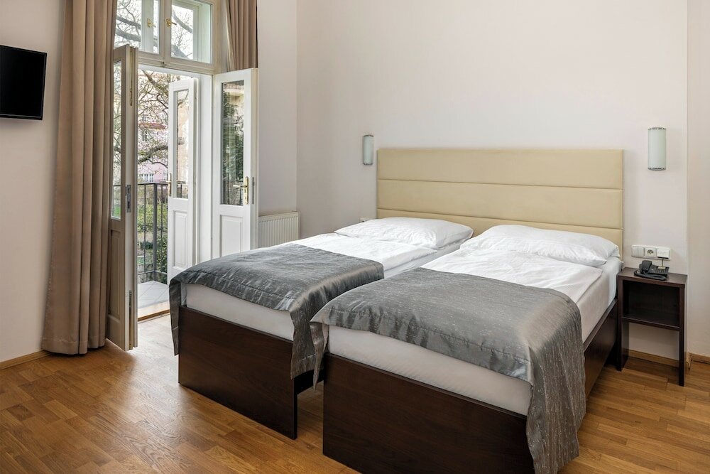 Фото Trevi Hotel