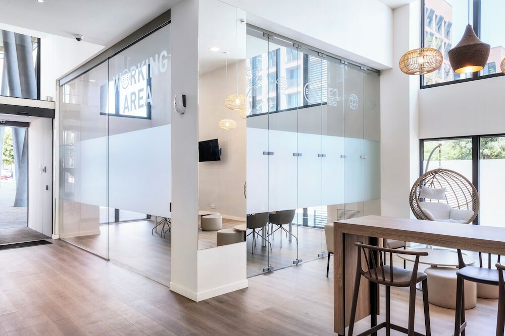 Фото B&b Hotel Barcelona Mataro