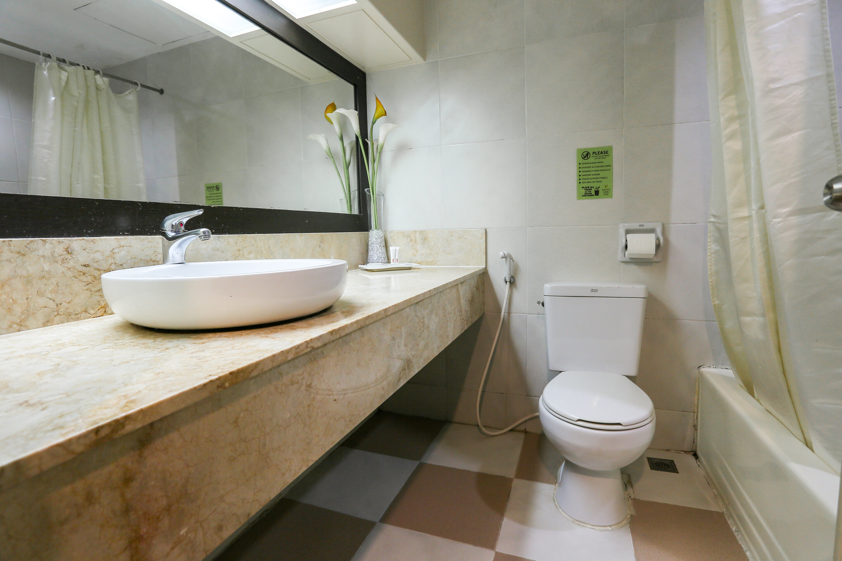 Фото Paragon Tower Hotel