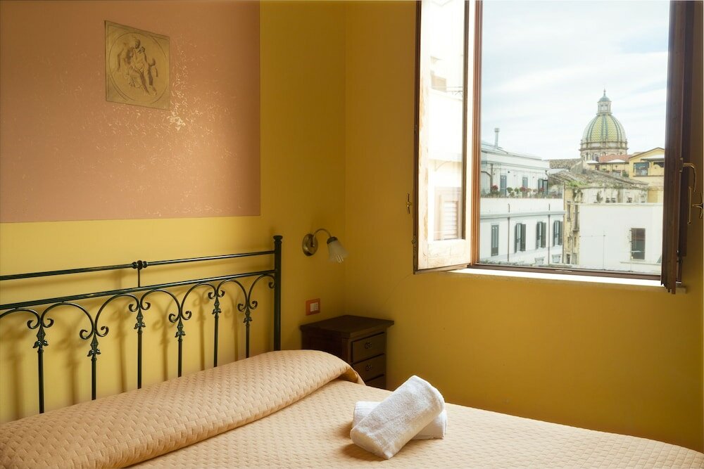 Фото Hotel Columbia