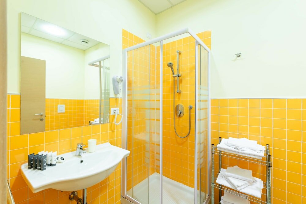 Фото Hotel Central Lodge