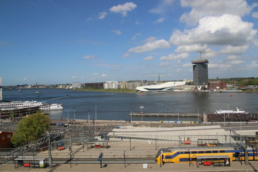 Фото ibis Amsterdam Centre Hotel
