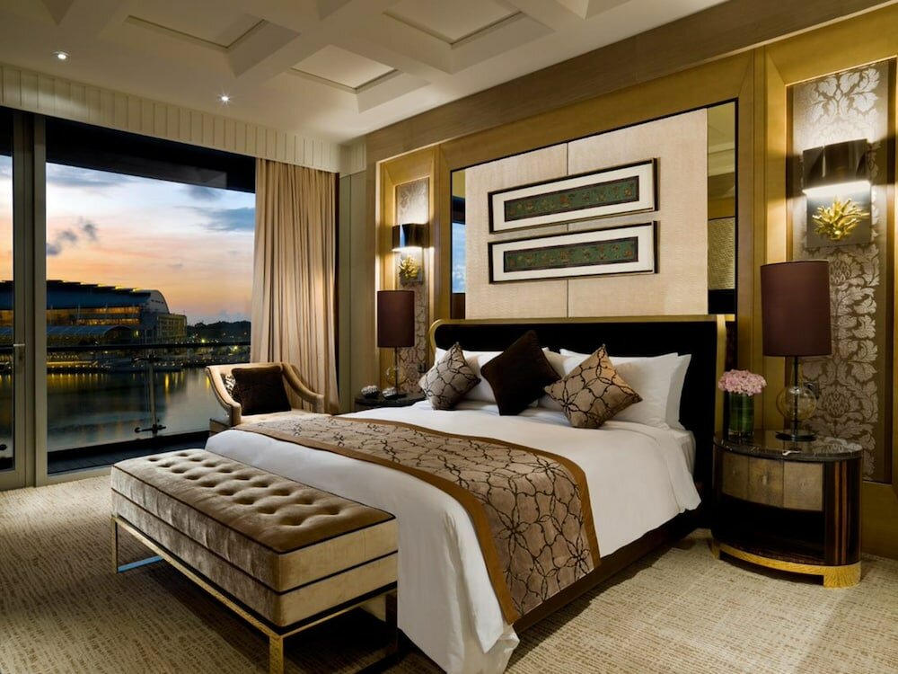 Фото Fullerton Bay