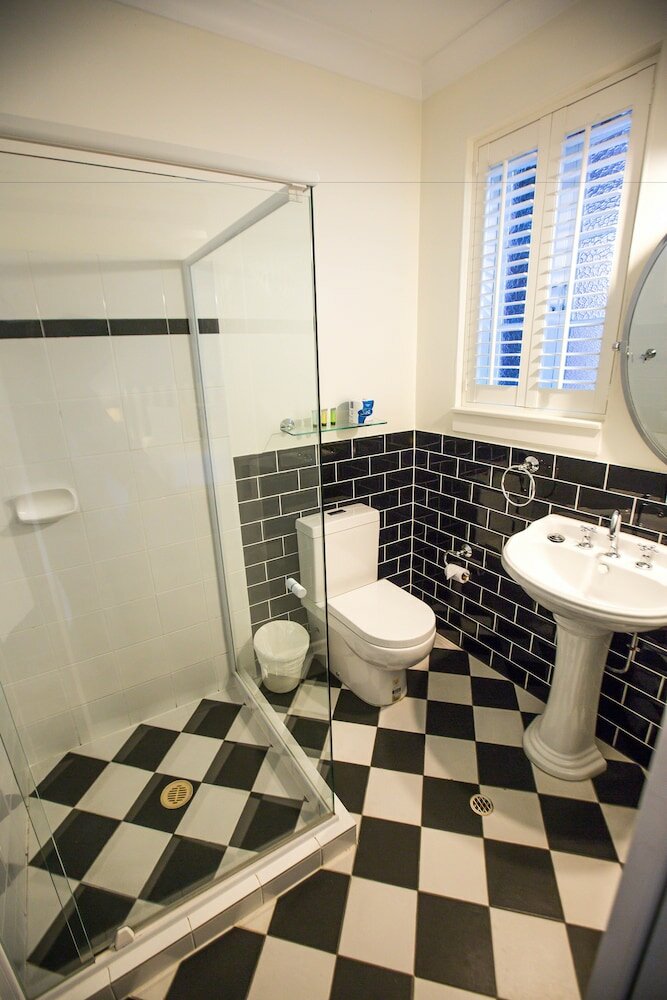 Фото Edward Lodge Bed & Breakfast