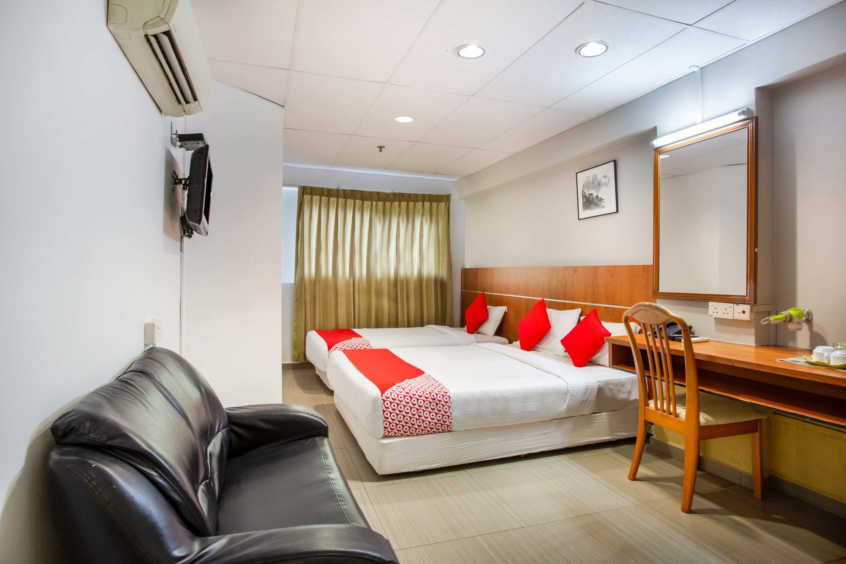 Фото Hotel Calmo Bugis