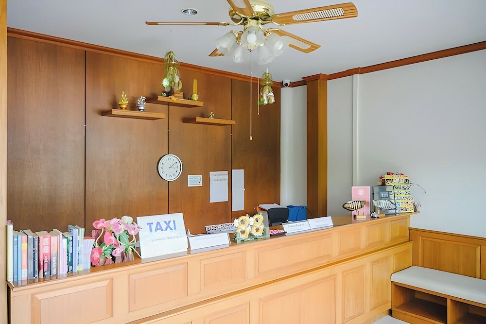 Фото Phuket Airport Villa