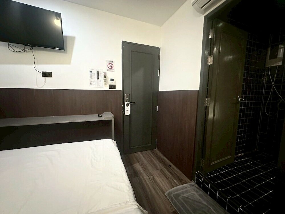 Фото Four Sisters Homestay - Hostel