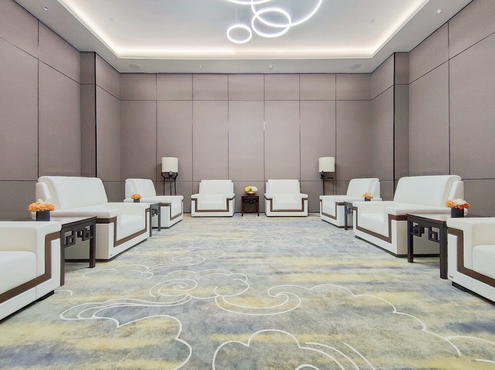 Фото Holiday Inn Express Shenzhen Haiyuan City