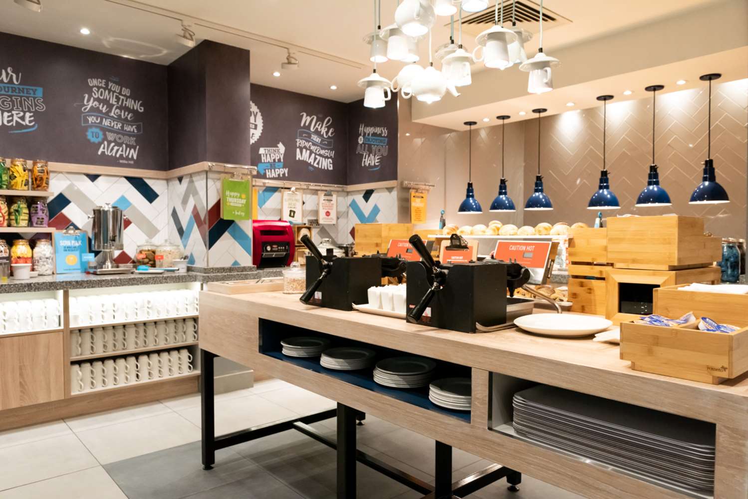 Фото Hampton by Hilton Birmingham Jewellery Quarter