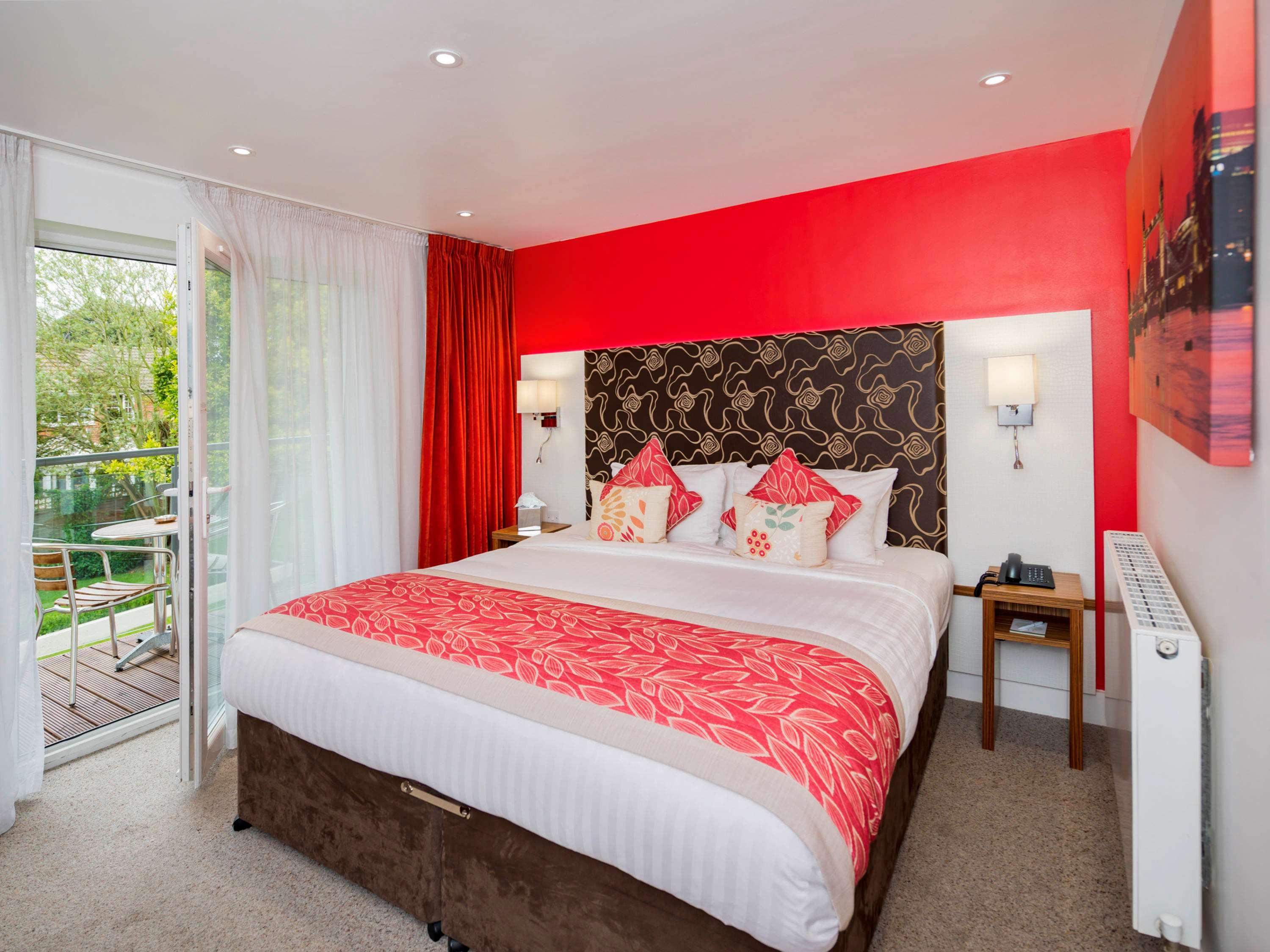 Фото Stanwell Hotel by Mercure