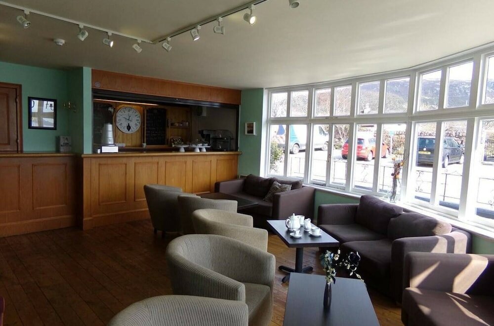 Фото Caledonian Hotel