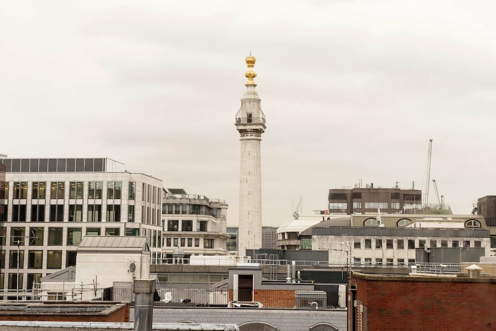 Фото Premier Inn London Bank - Tower