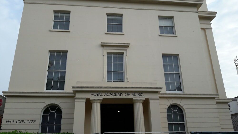 Фото Americana Hotel