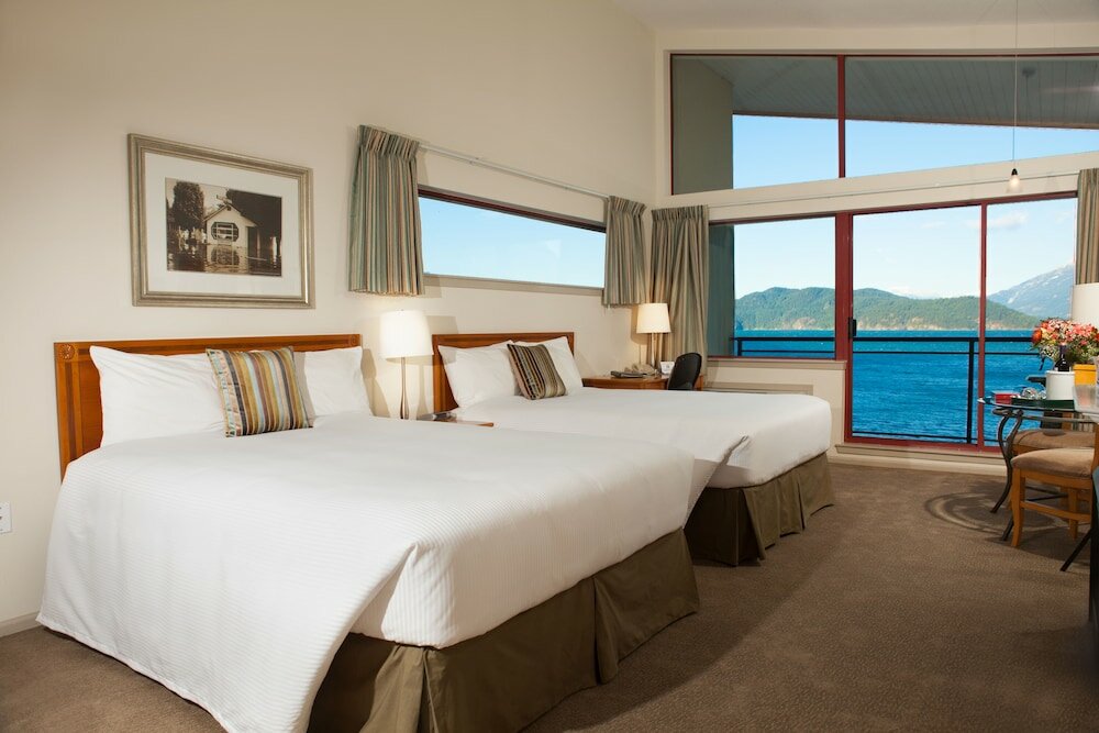 Фото Harrison Beach Hotel