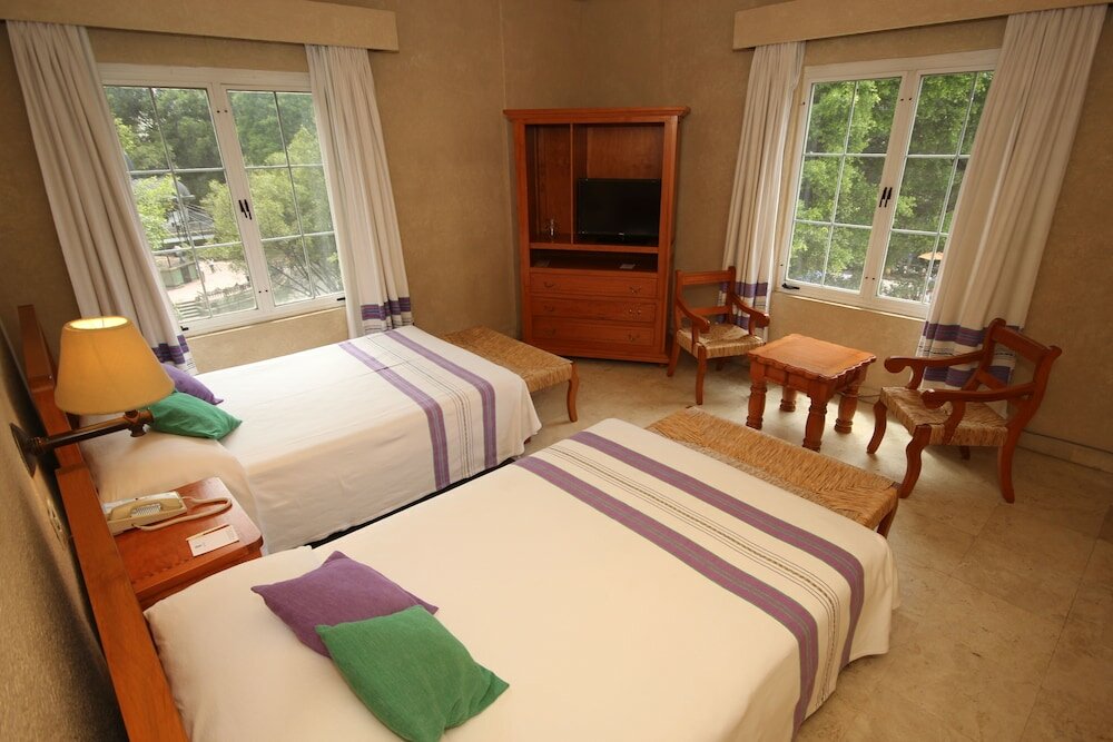 Фото Hotel Marques del Valle