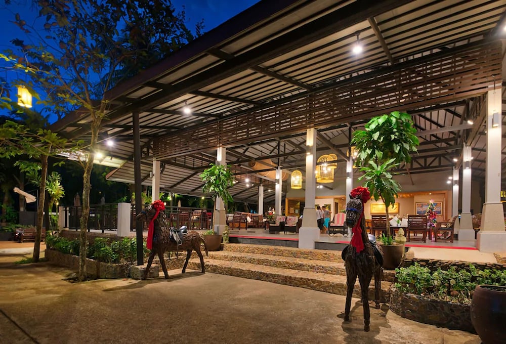 Фото Anda Lanta Resort