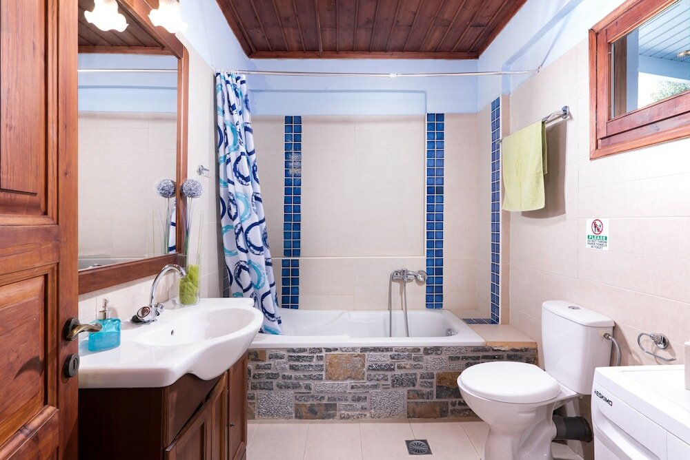 Фото Sarakinas Residences