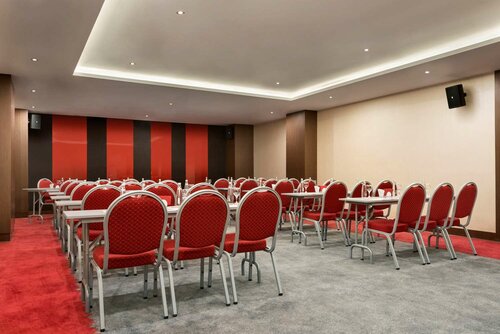 Гостиница Ramada Encore by Wyndham Eskisehir в Тепебаши