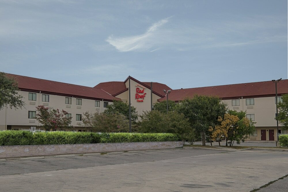 Фото Red Roof Inn San Antonio - Seaworld Northwest