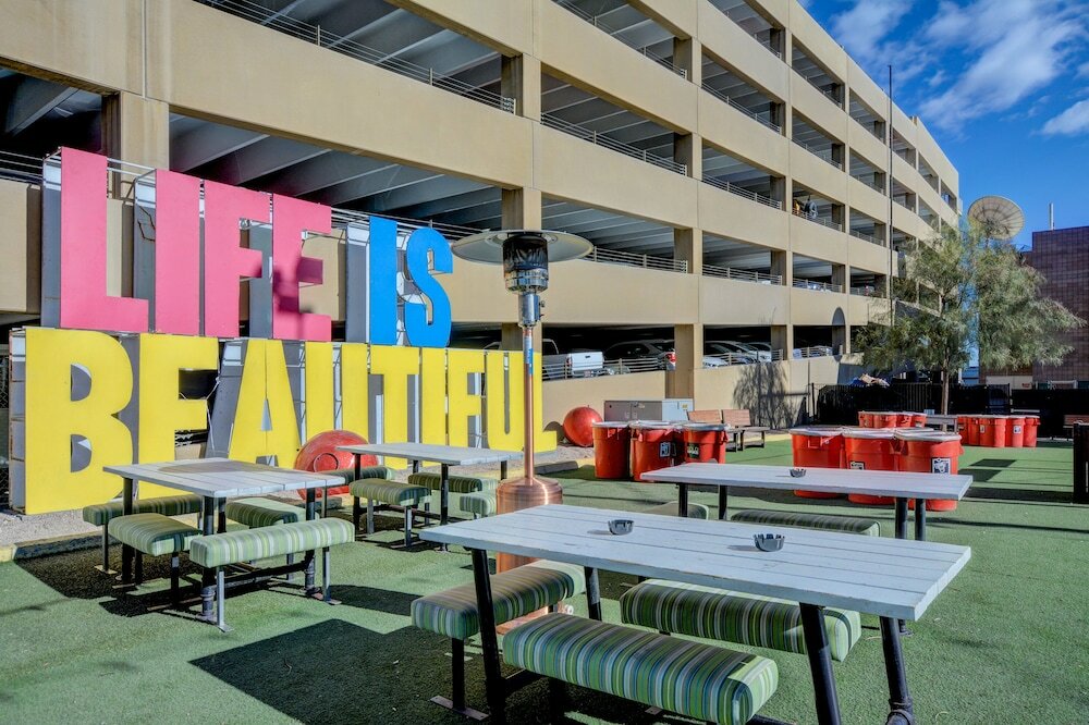 Фото Oasis at Gold Spike - Adults Only