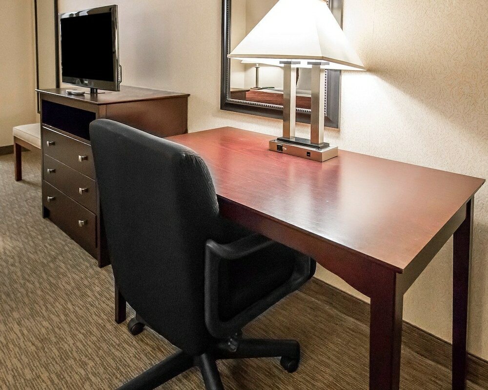 Фото Ramada by Wyndham Michigan City