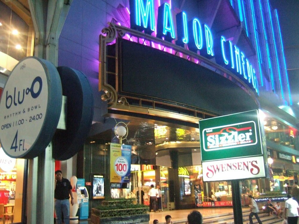 Фото Lodge 61 Bed & Breakfast Hotel