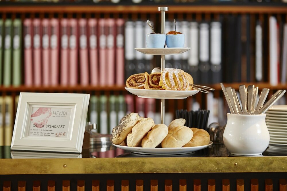 Фото Henri Hotel Hamburg Downtown