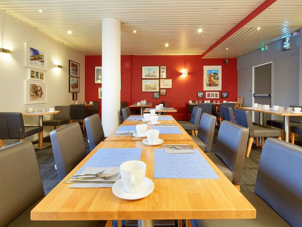 Фото Hotel Kyriad Orly Aéroport Athis Mons