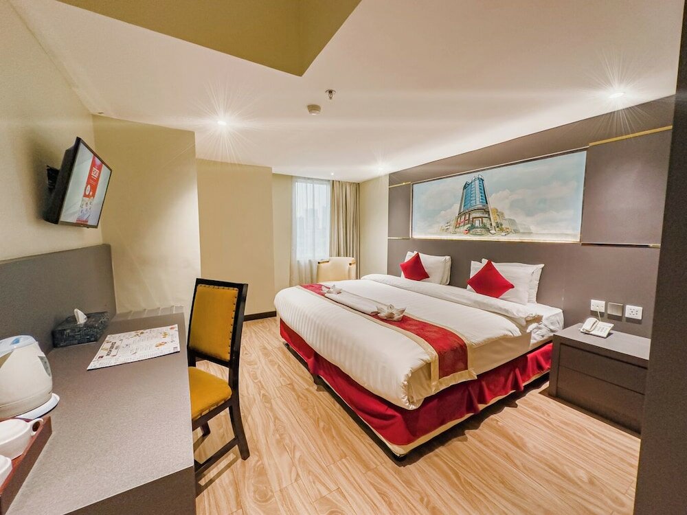 Фото Hermes Palace Hotel Medan