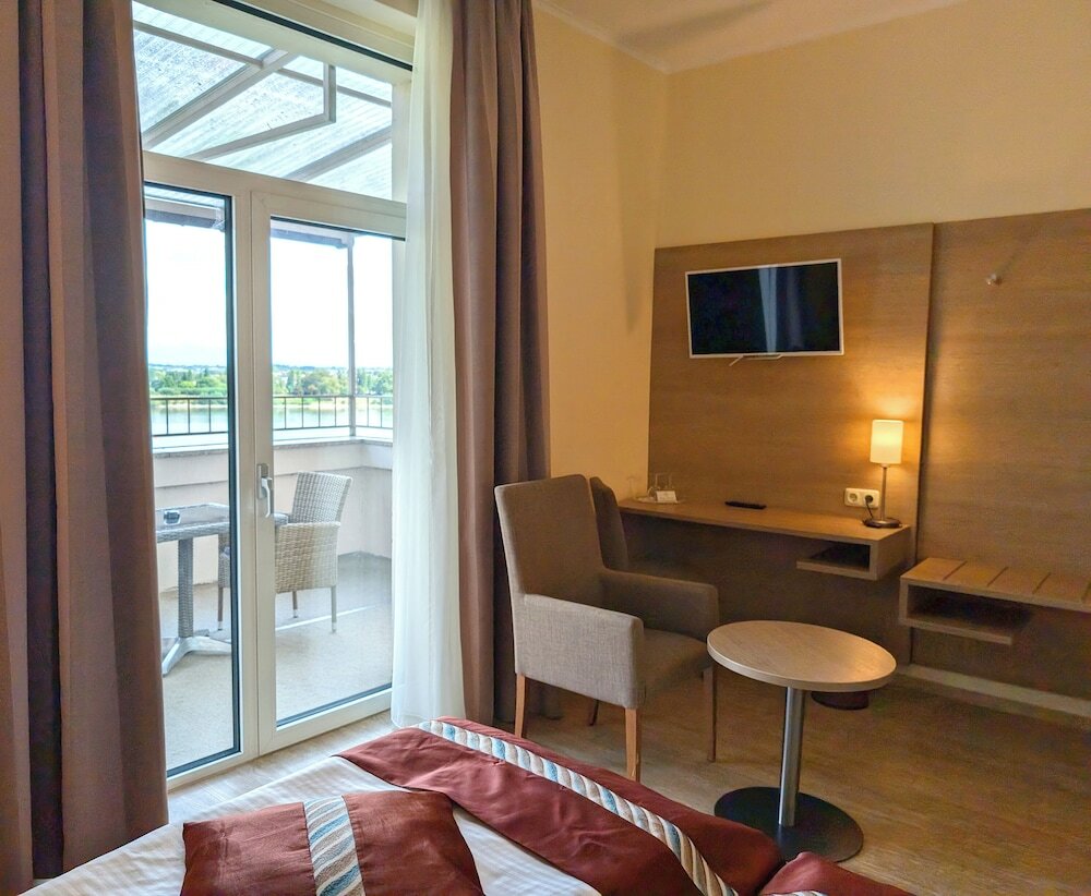 Фото Hotel Mainzer Hof