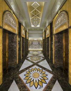Гостиница Royal Rose Abu Dhabi, a Curio Collection by Hilton Affiliated Hotel