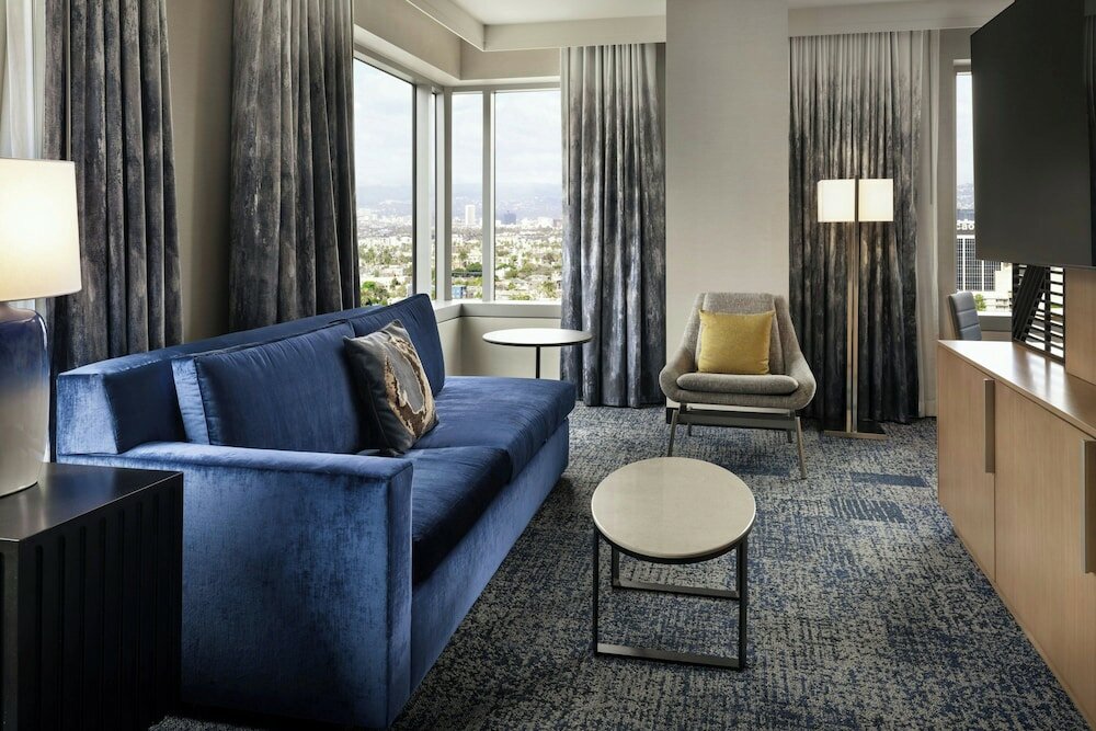 Фото Courtyard by Marriott Los Angeles L. A. Live