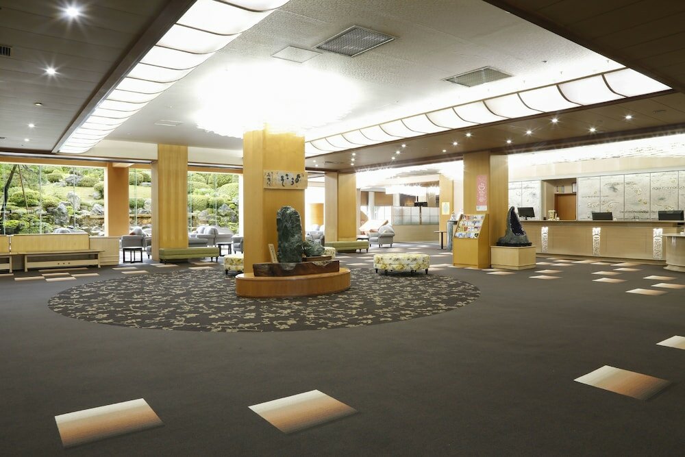 Фото Tamatsukuri Grand Hotel Choseikaku